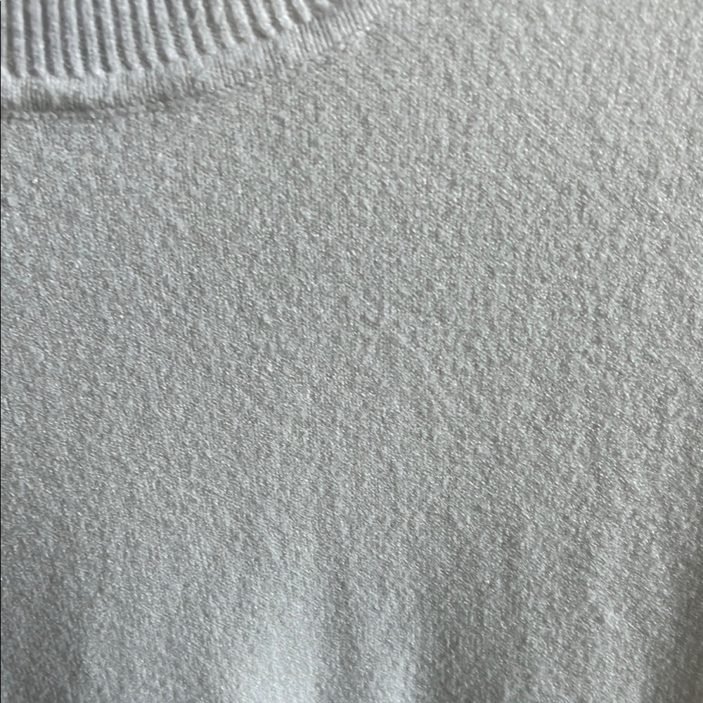 White Sleeveless Turtleneck Sweater - Picture 3 of 6